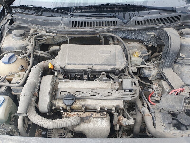 Photo 9 - Volkswagen Bora 1.4 BENZINAS 55 KW 1999 y parts