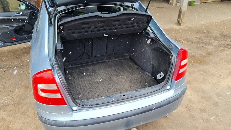 Photo 9 - Skoda Octavia 2005 y parts