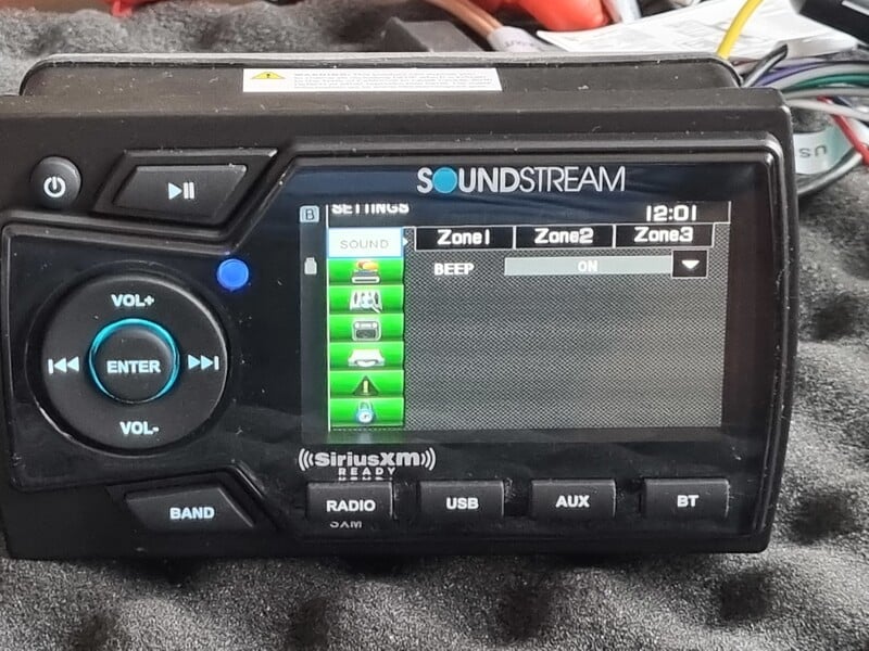 Nuotrauka 9 - Soundstream MHU-32SXM laivams Multimedia