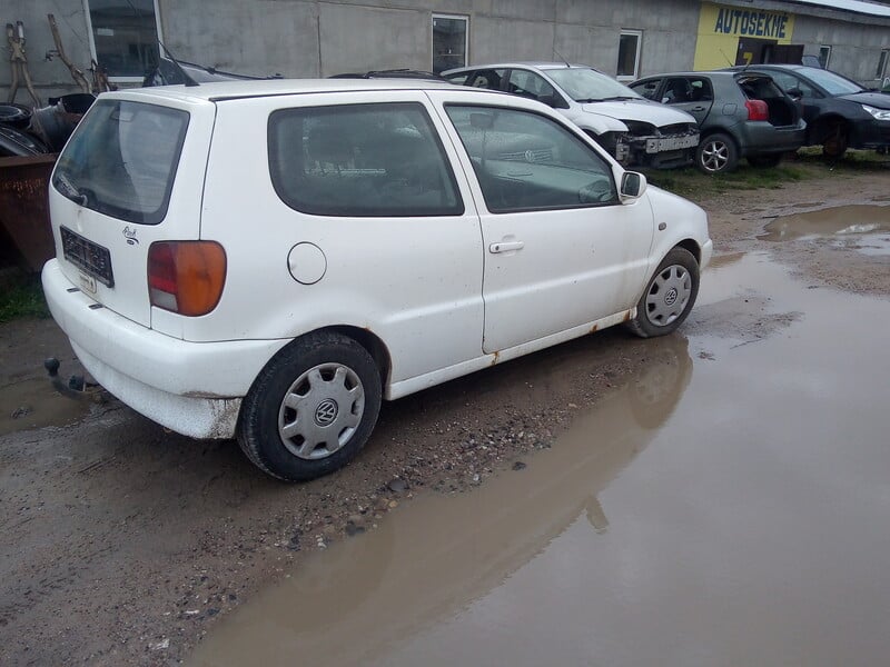 Photo 3 - Volkswagen Polo 1998 y parts