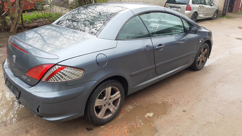 Photo 2 - Peugeot 307 Cc 2005 y parts