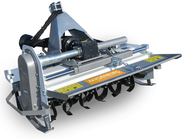 Photo 13 - OMIKRONS M PLUS 2021 y Cultivator