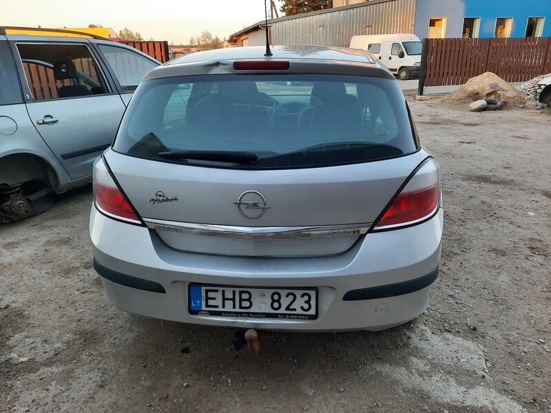 Photo 8 - Opel Astra 2005 y parts