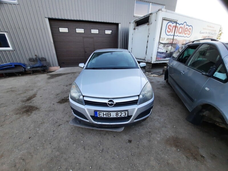 Photo 13 - Opel Astra 2005 y parts