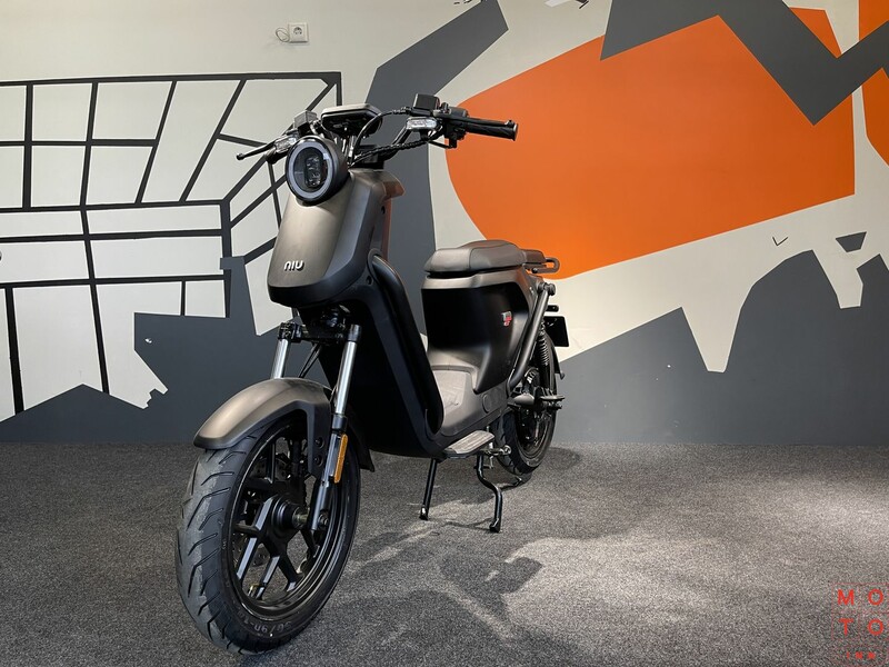 Photo 14 - NIU UQi GT 2022 y Scooter / moped