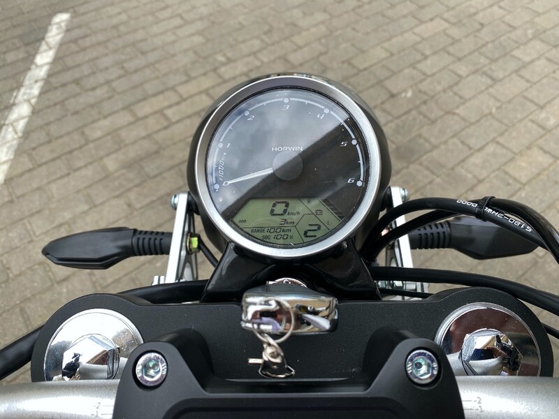 Фотография 4 - Horwin CR6 2020 г Классический / Streetbike мотоцикл
