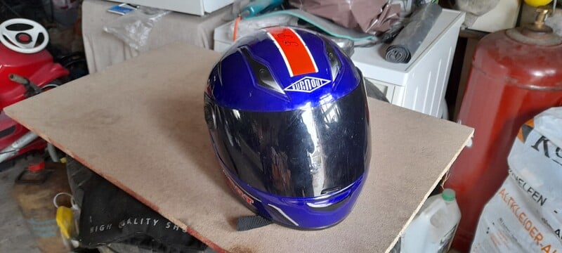 Photo 2 - Helmets Burnout