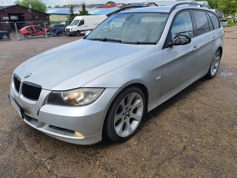 Bmw 320 2005 m dalys