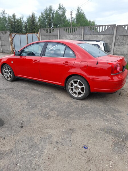 Photo 5 - Toyota Avensis 2005 y parts