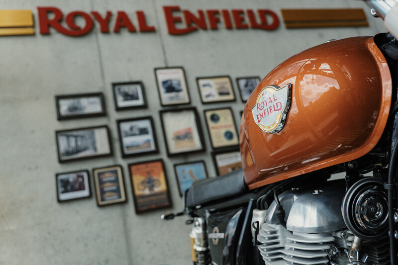 Фотография 6 - Royal Enfield Interceptor 2024 г Классический / Streetbike мотоцикл