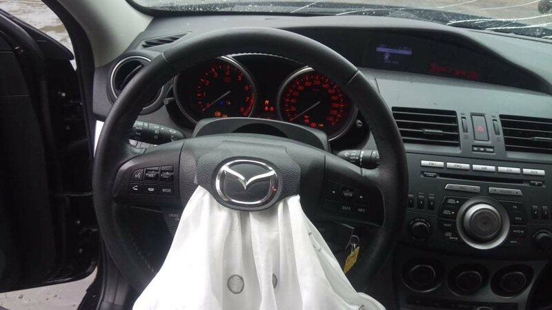 Фотография 10 - Mazda 3 2011 г запчясти