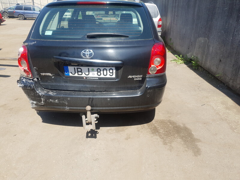 Photo 11 - Toyota Avensis 2008 y parts