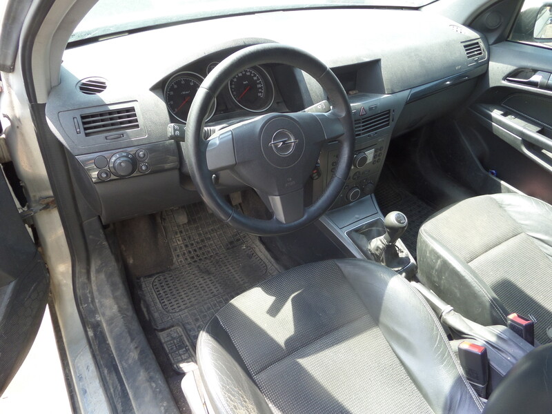 Nuotrauka 3 - Opel Astra 2005 m dalys
