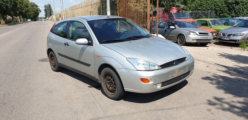 Photo 4 - Ford Focus 74 kW 2000 y parts