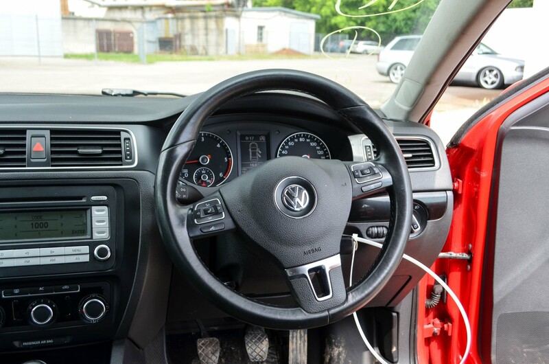 Photo 4 - Volkswagen Jetta A6 2012 y parts