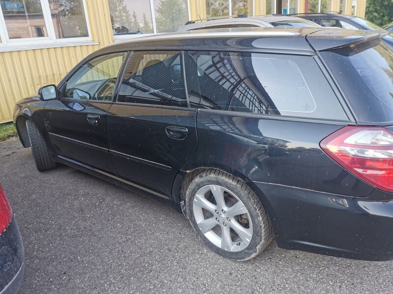 Photo 2 - Subaru Legacy IV 2009 y parts