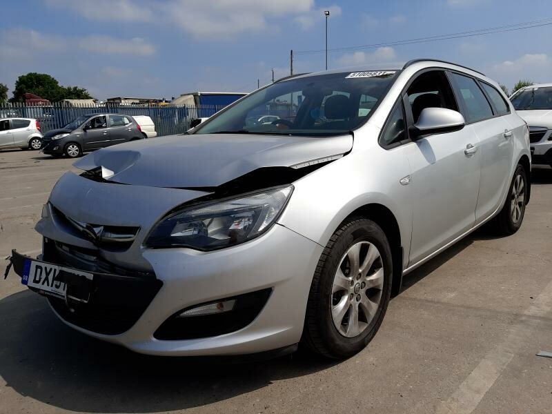 Opel Astra 2015 y parts