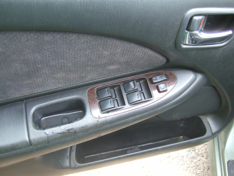Nuotrauka 8 - Toyota Avensis 2003 m dalys