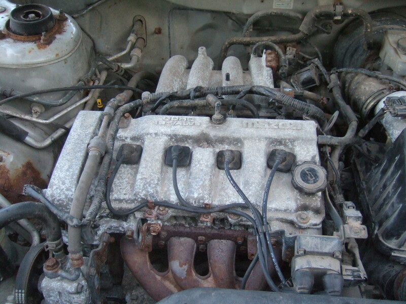 Photo 2 - Mazda 626 1999 y parts