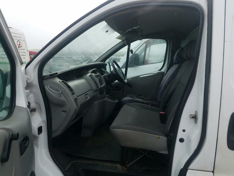 Nuotrauka 4 - Renault Trafic 2008 m dalys