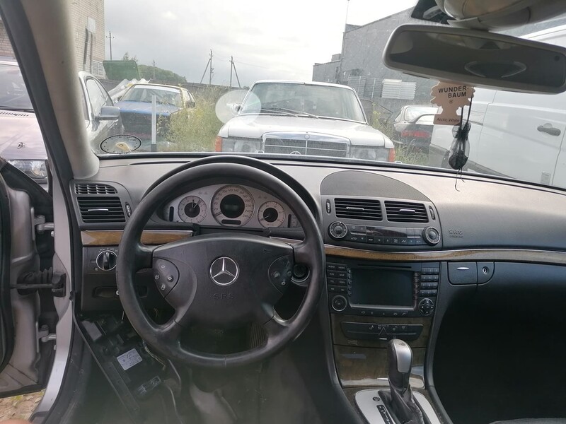 Nuotrauka 11 - Mercedes-Benz E 320 W211 2004 m dalys