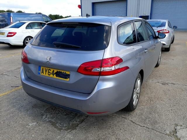 Photo 2 - Peugeot 308 2014 y parts