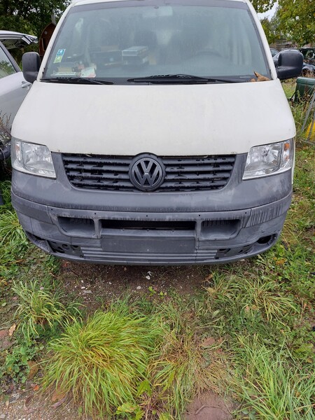 Volkswagen Transporter T5 2004 г запчясти