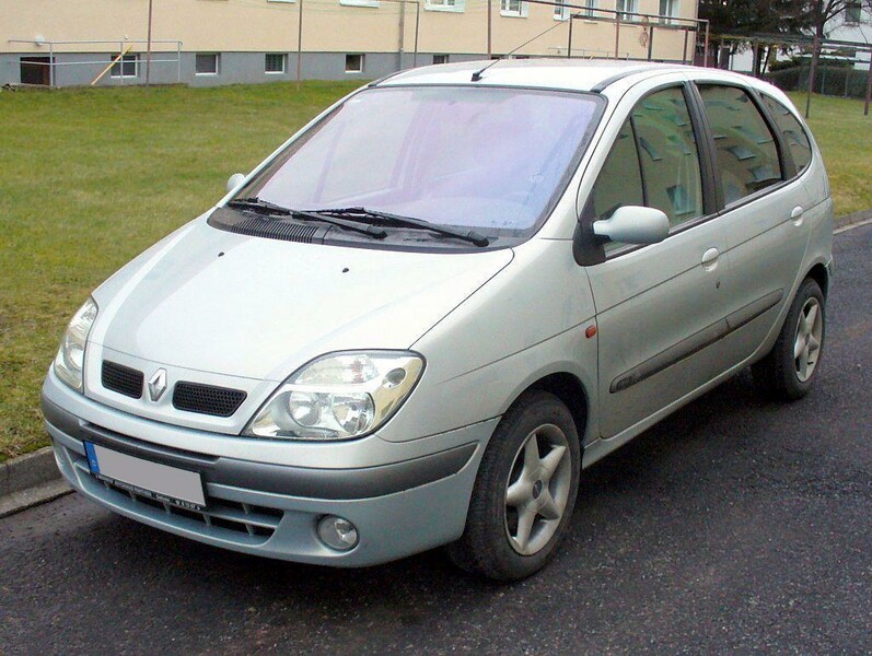 Renault Scenic 2002 г запчясти