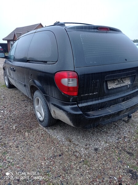 Photo 3 - Chrysler Grand Voyager 2006 y parts
