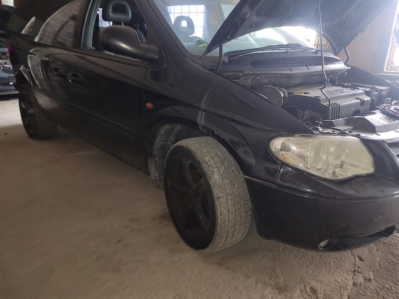 Photo 10 - Chrysler Voyager 2005 y parts