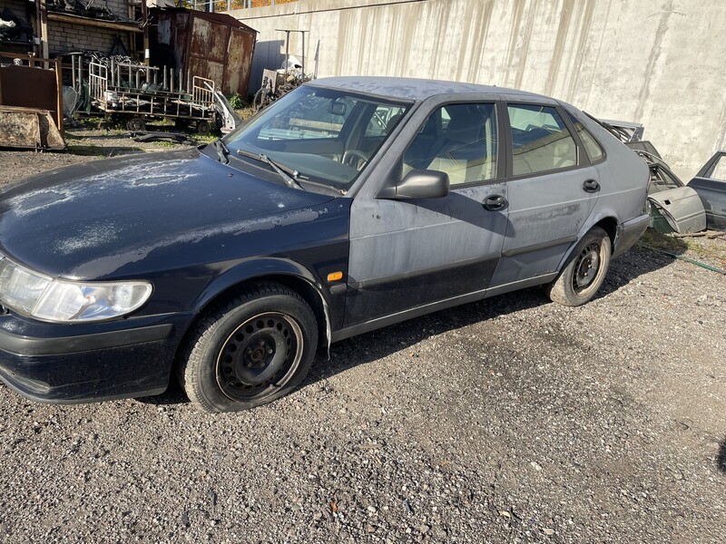 Photo 3 - Saab 9-3 1998 y parts