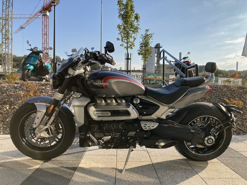 Nuotrauka 2 - Triumph Rocket 2024 m Čioperis / Cruiser / Custom motociklas