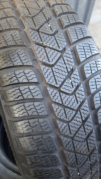 Фотография 1 - Pirelli SottoZero 3 R17 зимние шины для автомобилей