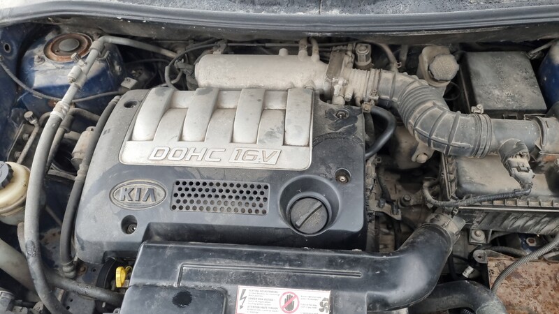 Photo 4 - Kia Clarus 2002 y parts