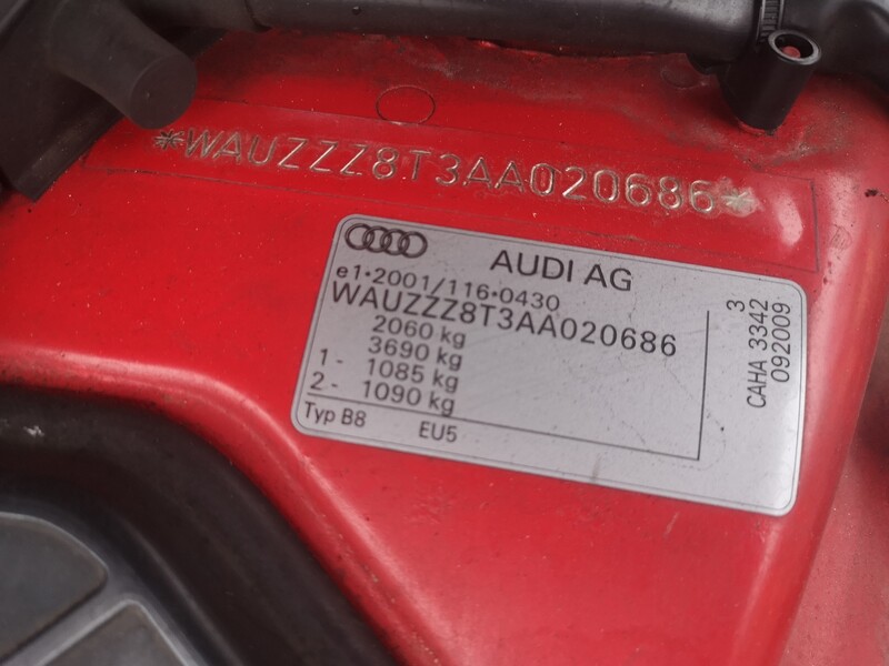 Photo 7 - Audi A5 2009 y parts