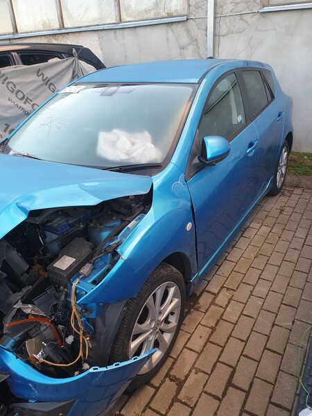 Photo 4 - Mazda 3 2011 y parts