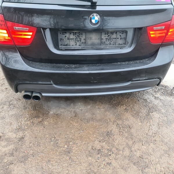 Photo 2 - Bmw 330 E90 2010 y parts