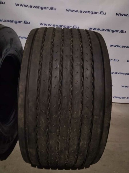Photo 5 - Continental R19.5 universal tyres trucks and buses