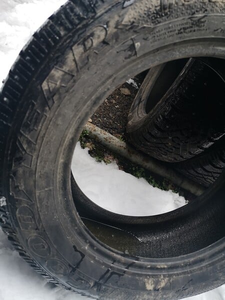 Photo 5 - Goodyear R15 winter tyres passanger car