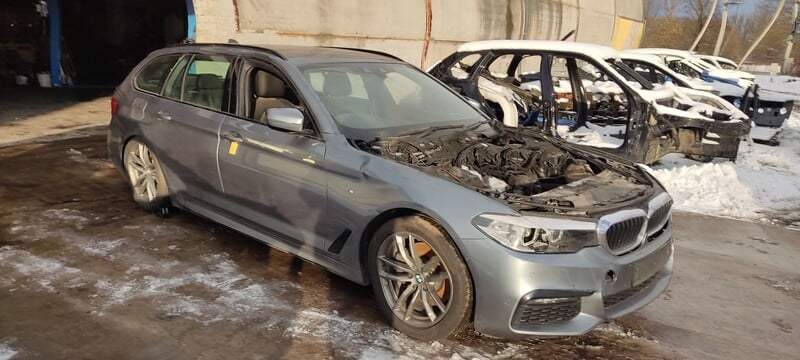 Photo 4 - Bmw 520 2019 y parts