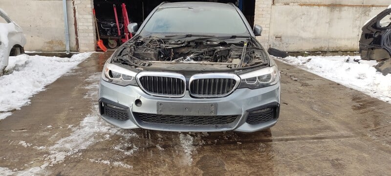 Photo 13 - Bmw 520 2019 y parts