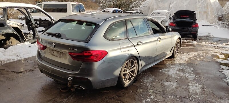 Photo 6 - Bmw 520 2019 y parts