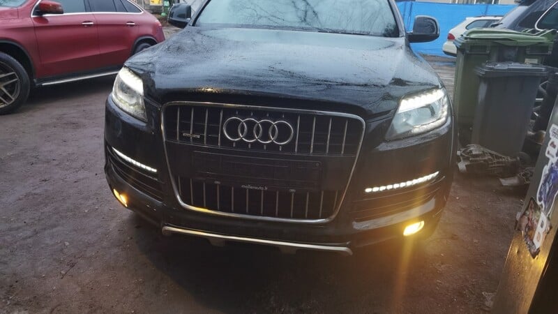 Photo 2 - Audi Q7 2008 y parts