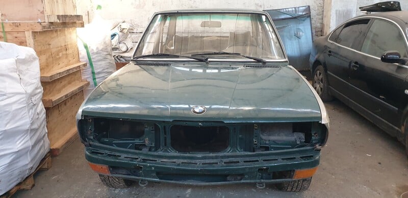 Фотография 4 - Bmw 518 E28 1985 г запчясти