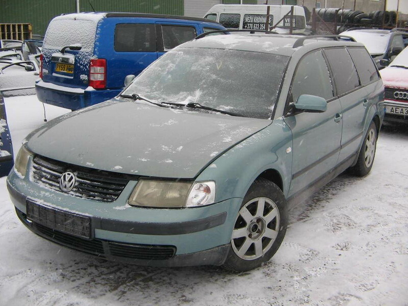 Volkswagen Passat 2000 г запчясти
