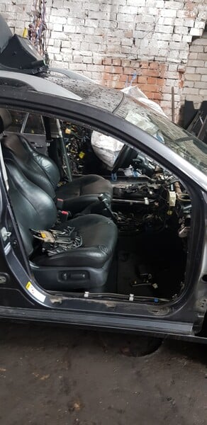 Photo 3 - Toyota Avensis II 2006 y parts