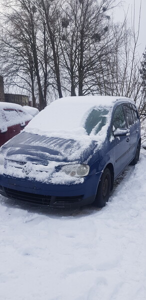 Volkswagen Touran I 2005 г запчясти