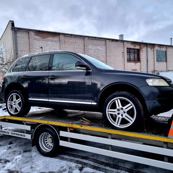 Photo 2 - Volkswagen Touareg 2004 y parts