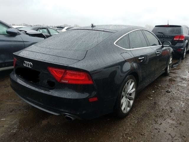 Photo 2 - Audi A7 2014 y parts