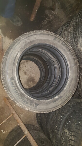 Photo 2 - Michelin Energy Saver 89H R16 summer tyres passanger car